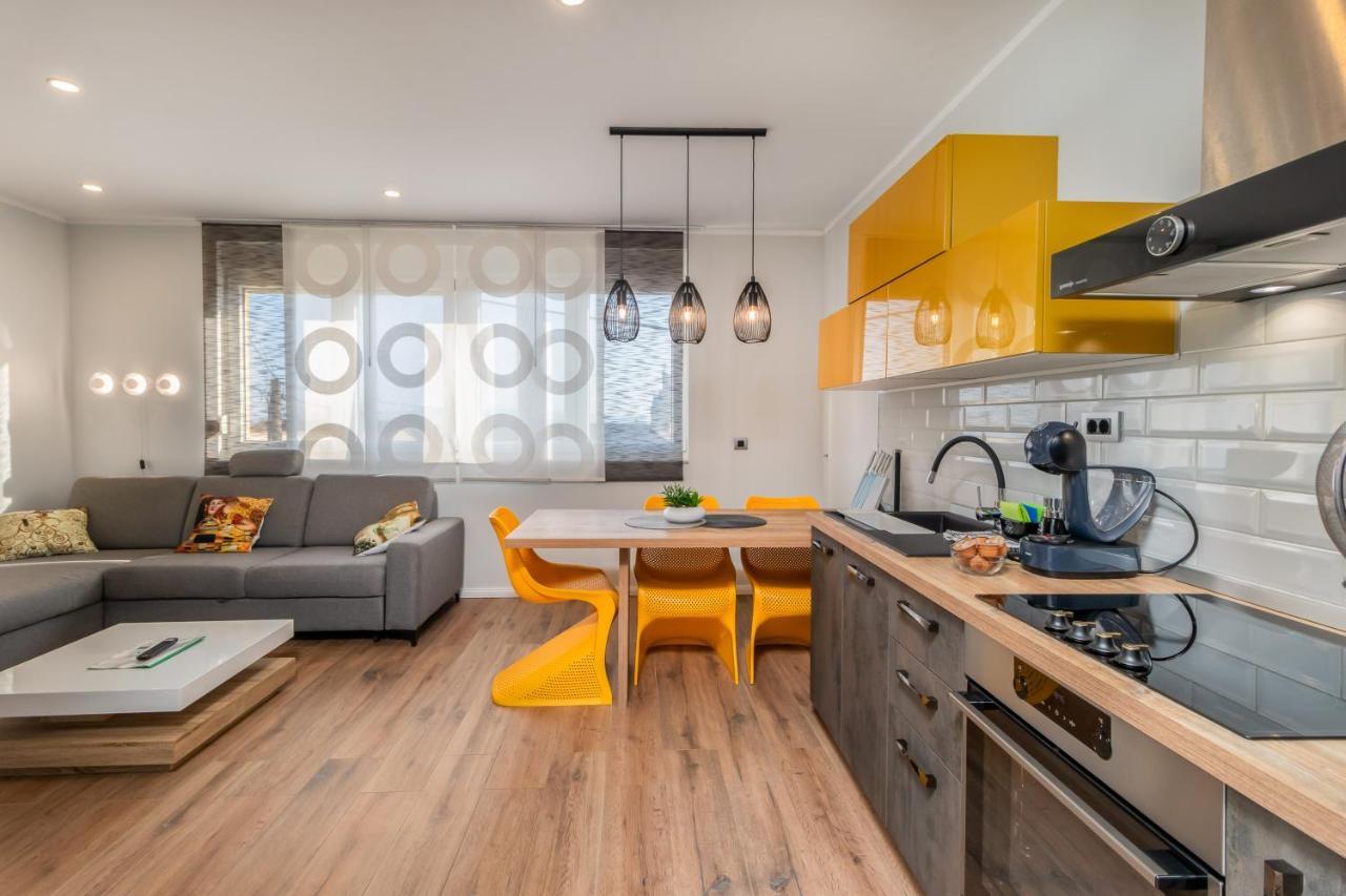 Adastra Apartments With Private Parking And Floor Heating ริเยกา ภายนอก รูปภาพ